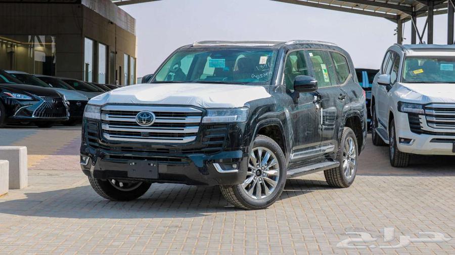 Land Cruiser GXR No. 3 Gasoline 2025 Cash - Installment63206917602817112