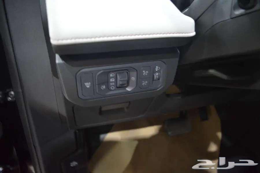 Ford Taurus Trend Model 202563206402467329112