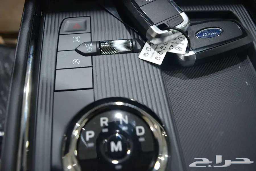 Ford Taurus Trend Model 202563206402467329114