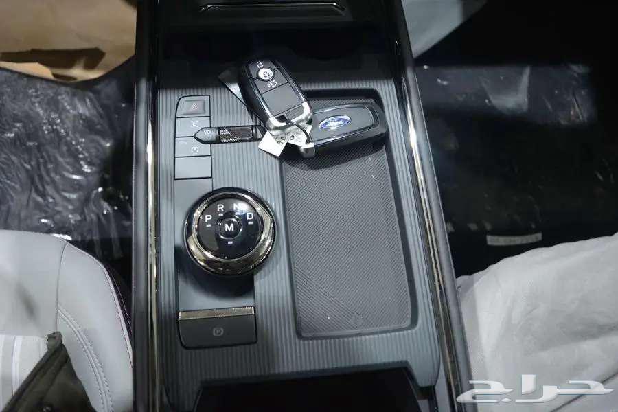Ford Taurus Trend Model 202563206402467329111
