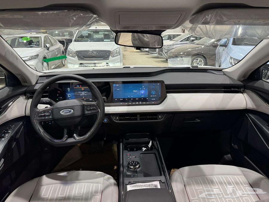 Ford Tourneo Trend 2025 (Cash - Installments)63206918045825114