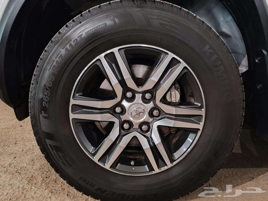 Toyota Fortuner 202163205912077954112