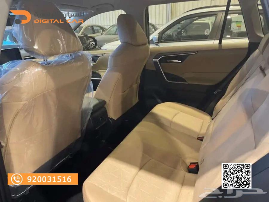 Toyota RAV4 half-full 2025 for a more enjoyable experience63205925055873114