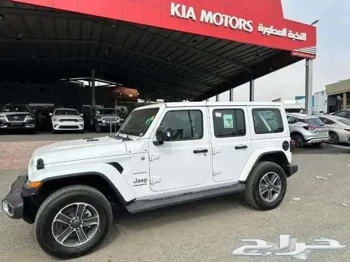 Jeep Wrangler Sahara special offer price 189,000 model 202363203722027010111