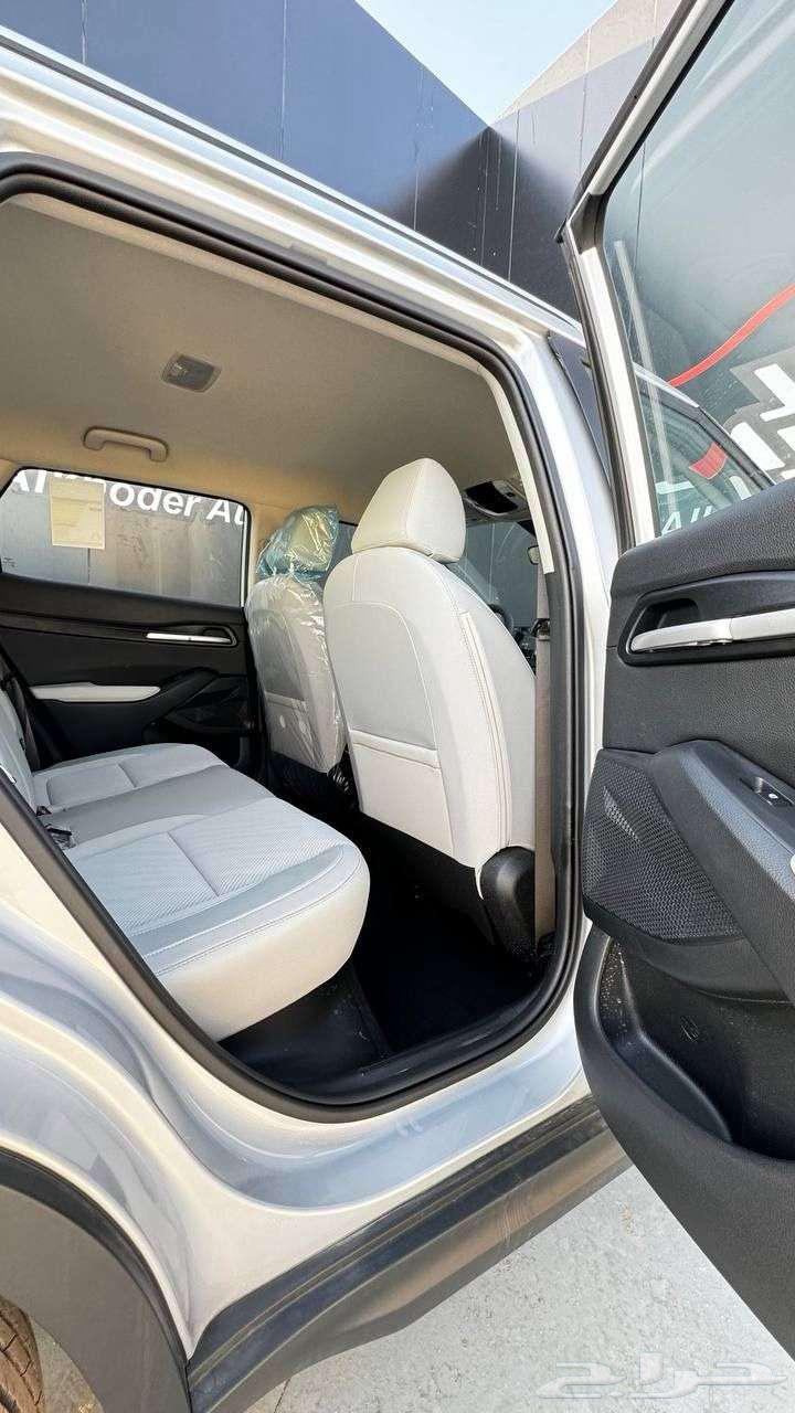 Kia Seltos Standard 2025 silver63204321867395113