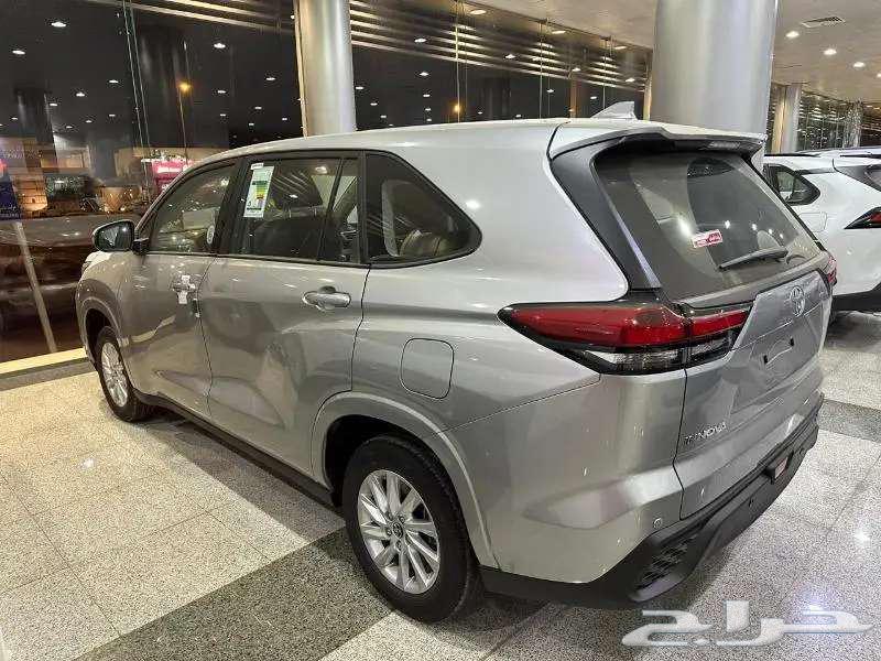 Toyota Innova G L petrol 202463205411628930114