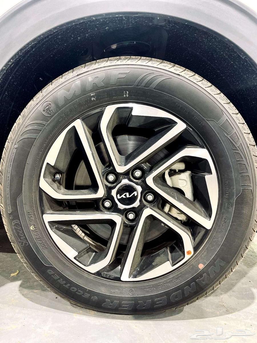 Kia Carens 2024 is available in special offers for cash and installment payments63203736410754114