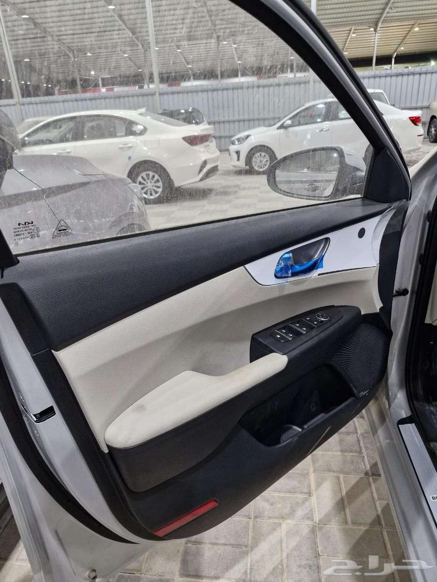 Kia Cerato 2024 standard, cash and installments63202225056898114