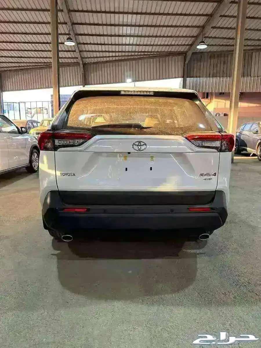 Toyota RAV4 XLE Gasoline 202563201191496962114