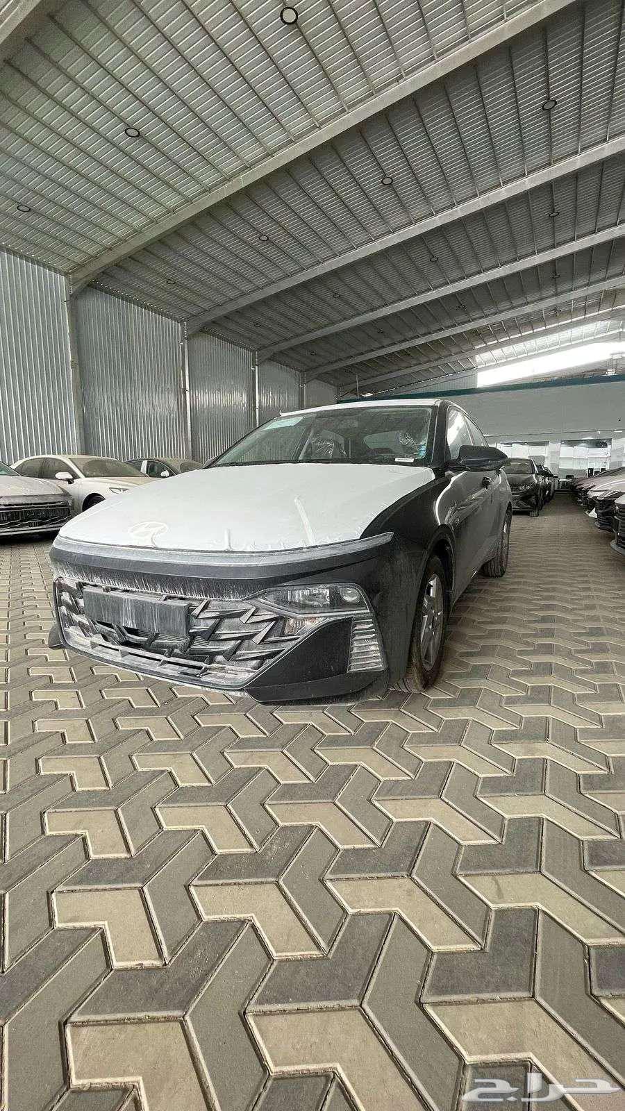 Accent Fleet 2025, interior color brown, cash and installment available63204349877250112