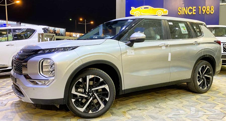 Mitsubishi Outlander 4x4 fully loaded 7-seater 202463203202984321111