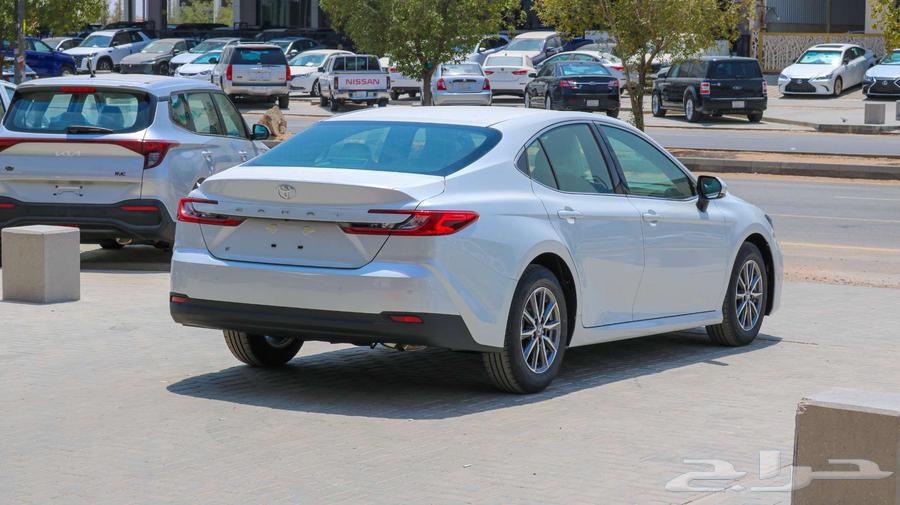 Toyota Camry 2025 cash and installments, all models and colors63205414569603113