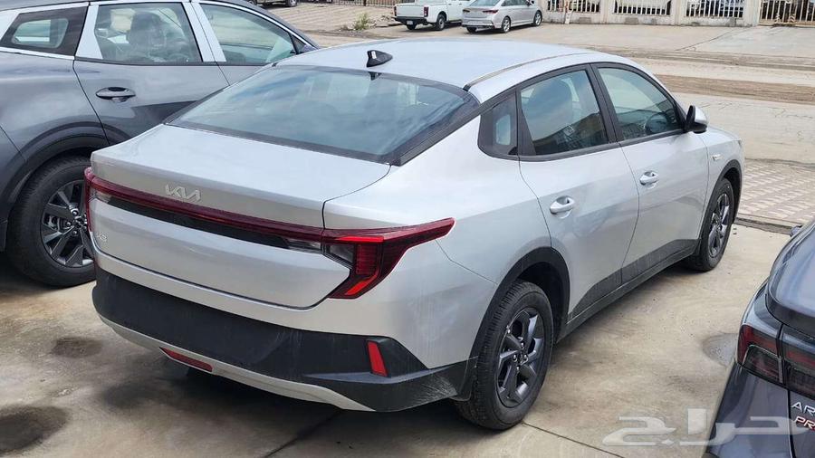 Kia K3 Standard 2024 available, various colors and excellent prices63203206347139114