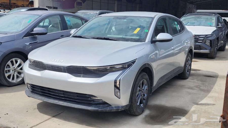 Kia K3 Standard 2024 available, various colors and excellent prices63203206347139112