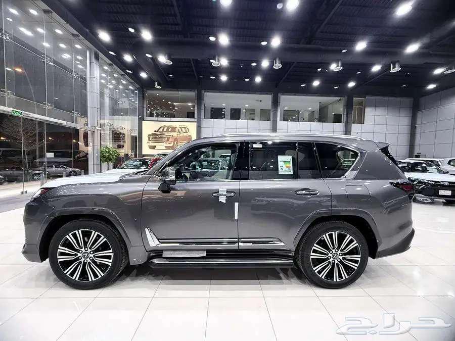 Lexus 2025 LX600 BB Saudi - Color: Dark Gray63204917692035114