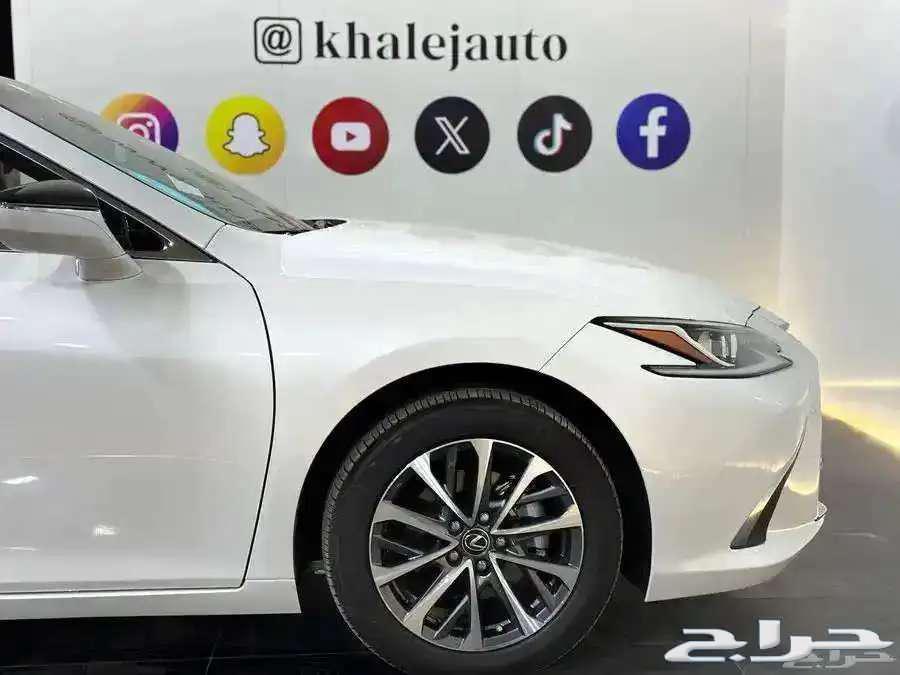 Lexus ES300 AH Hybrid Model 2025 (Al-Jazeera Bank Offer 1.99)63204917723138112