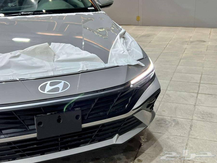 Hyundai Elantra Smart 2025, cash and installments available at Khalid for Cars63204329725441112