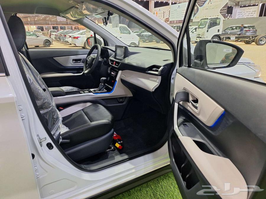 Toyota Veloz full option 2024, cash and installment available63203729238018114