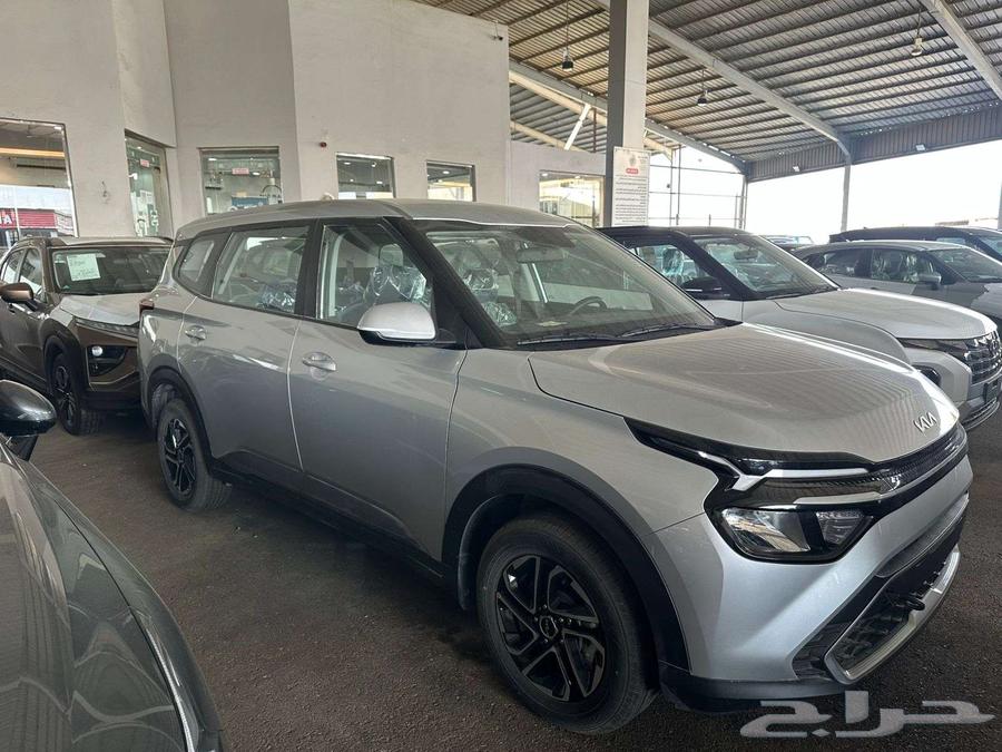 Kia Carens Standard 7-seater 2024 model, available on installments or cash63203206530178112