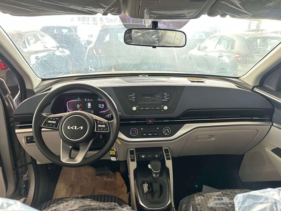 Kia Carens Standard 7-seater 2024 model, available on installments or cash63203206530178114
