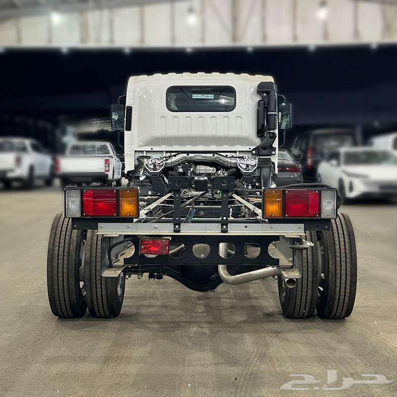 Isuzu Dina 5 ton chassis 4.9563199673462273113