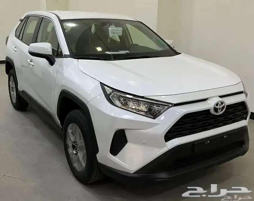 Toyota RAV4 LE without 4WD gasoline 202563199155426819111