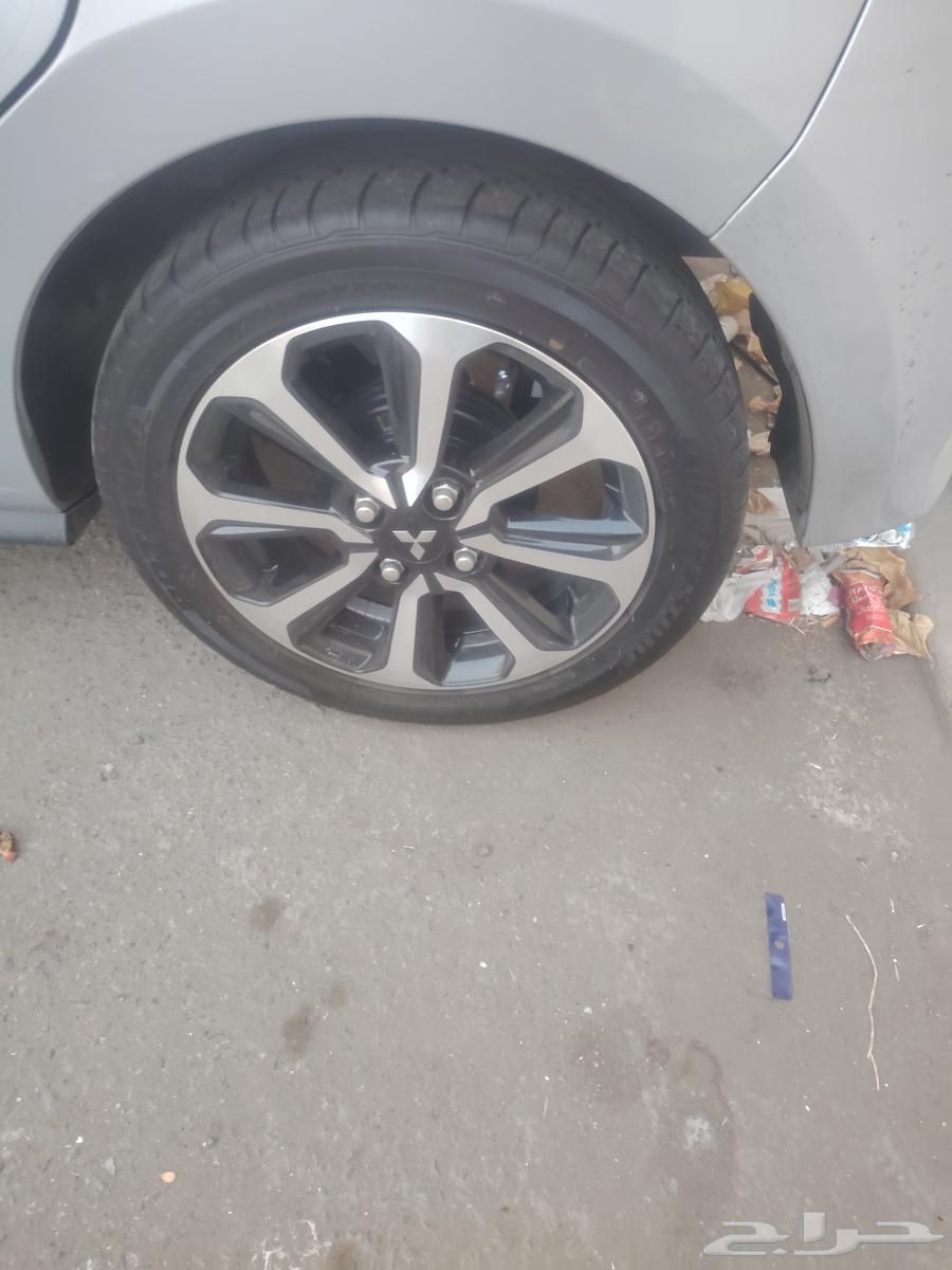 Mitsubishi wheel caps63208910735361114