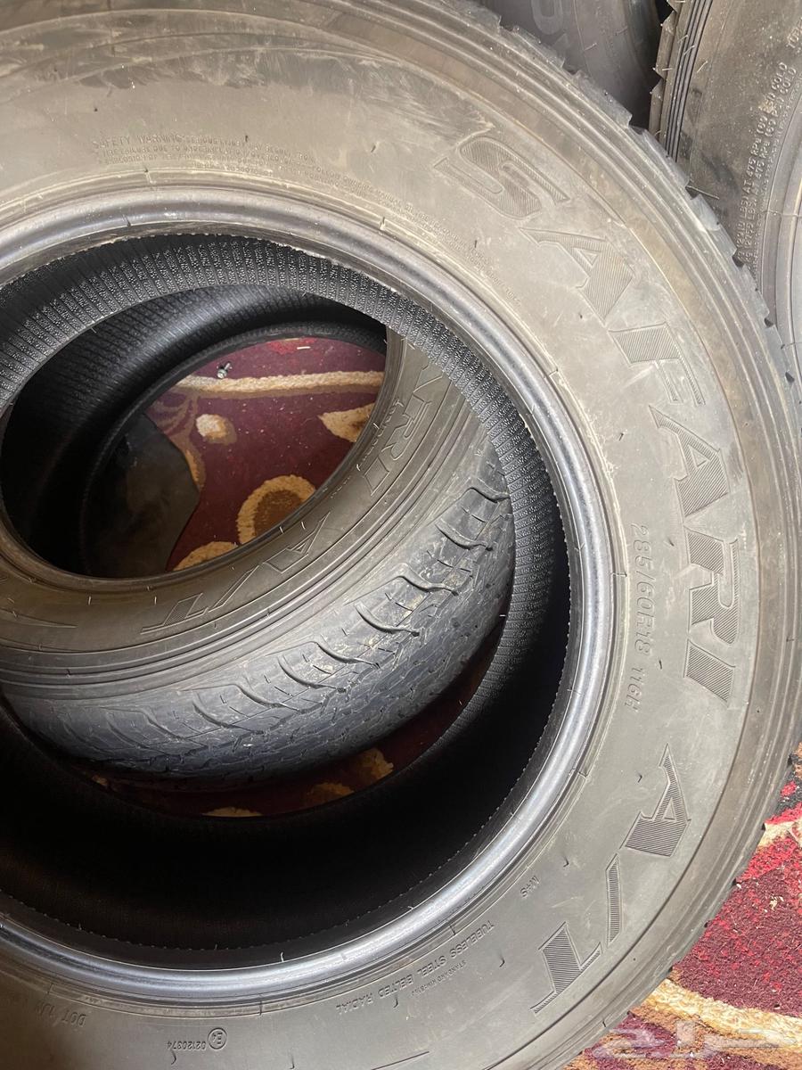 Selling Kfir tires for a Jeep Land Cruiser and a Tahoe tire, all are clean and free of patches.63198157982850111