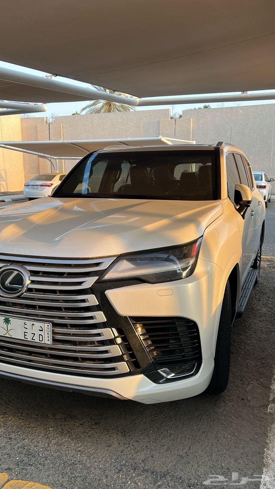 For sale Lexus 202263197176931585111