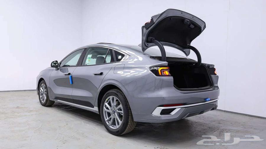Ford Taurus Ambienti 2.0 2025 at a special price63198185888257114