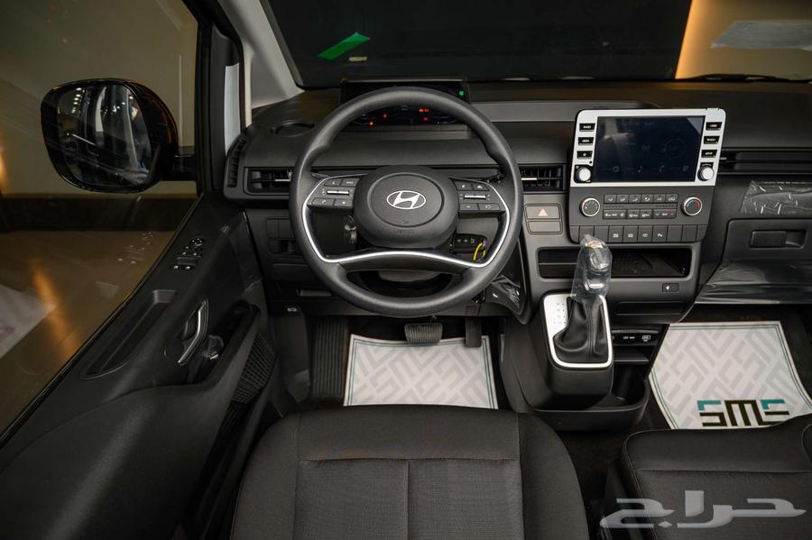 Hyundai Staria 9-seater 2.2 diesel automatic transmission 2025 model63200704137986114