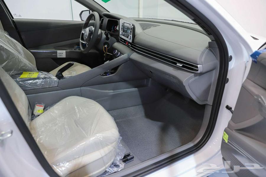 Hyundai Elantra 2.0 - 1.5 Smart, Smart Plus, and Comfort 202563199648500611114