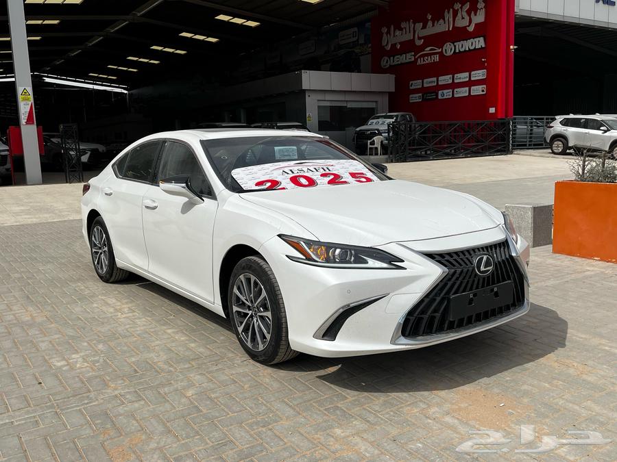 Lexus ES 250 AA Model 202563199147884675112