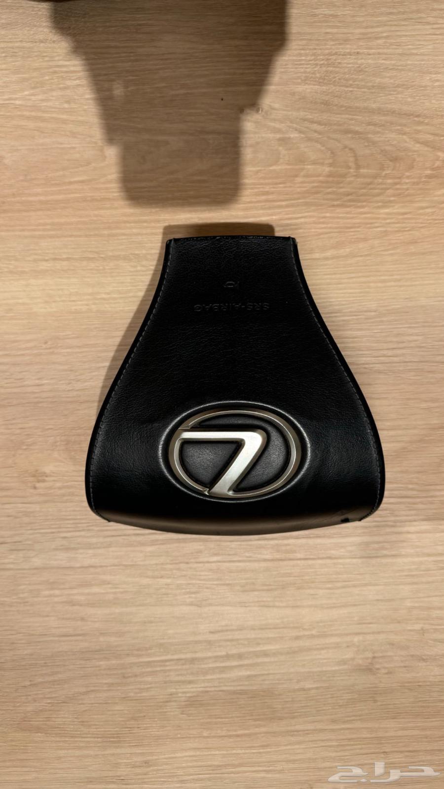 Original cover for Lexus LS460, black color, used, genuine63196701995649114