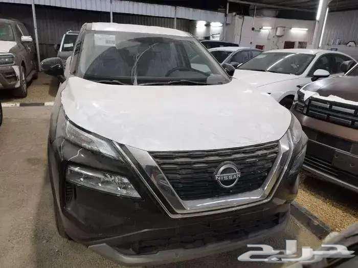 Nissan Extreem 2025 Standard 5 seats and 7 seats without double cash and installment63193122746114111