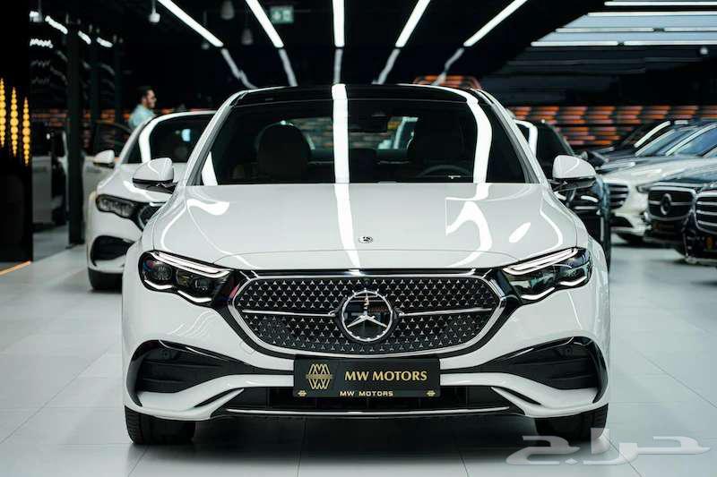 Mercedes E 300 2024 model, Gulf white, Catalan beige, zero kilometers63193641354499111