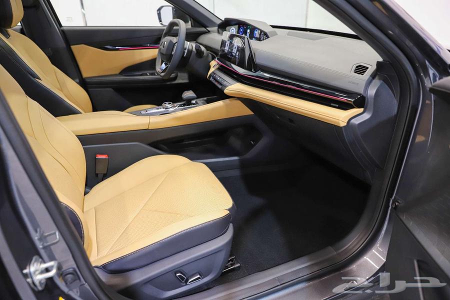 Changan UNI in 2025 model is available with 1.5L and 2.0L engines, lowest price.63191623531395111