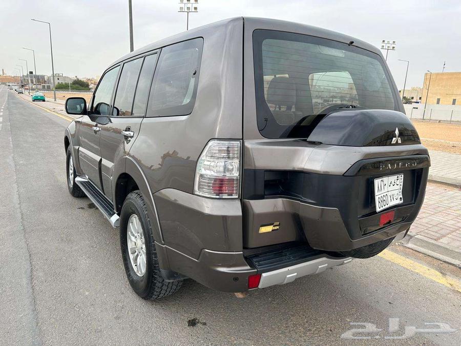 Mitsubishi Pajero 2015  390K-without accident63193620429571113