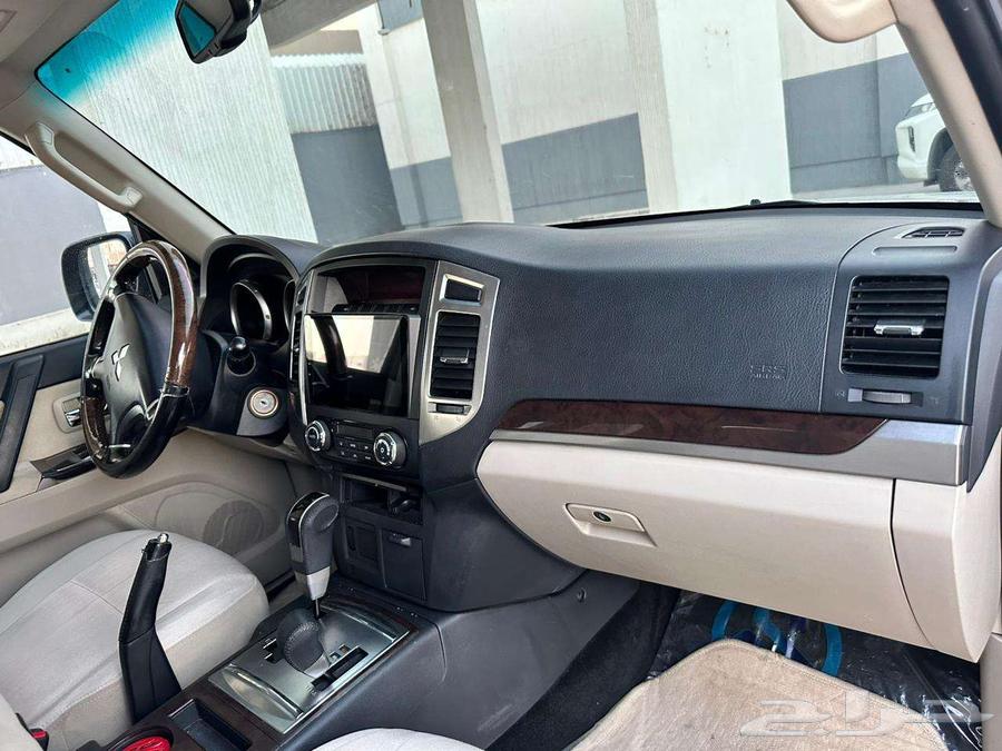 Mitsubishi Pajero 201563193620739970111