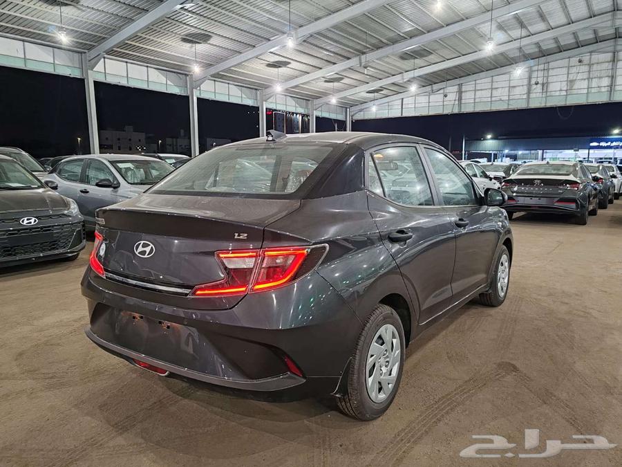 Hyundai i10 model 202463191616773890113