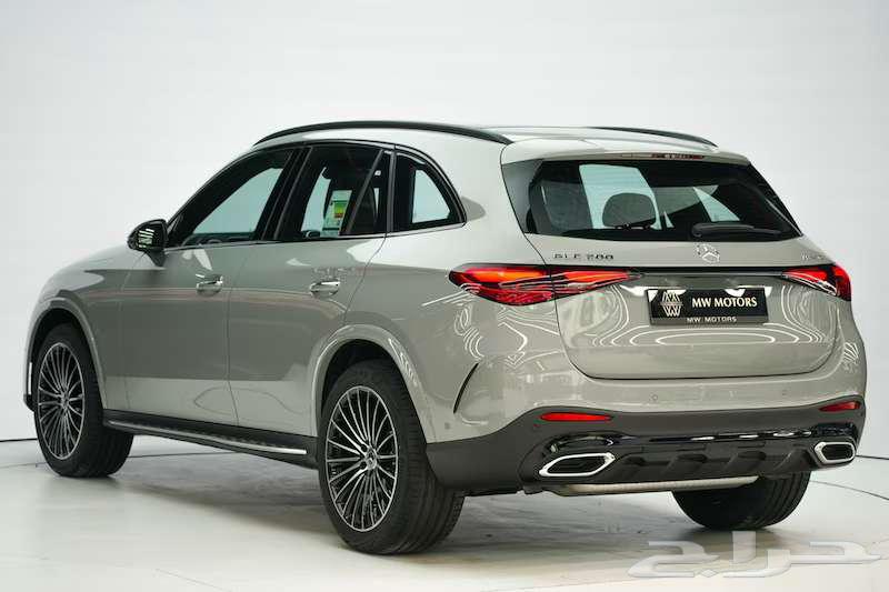 مرسيدس GLC 200 SUV موديل 2025 أصفار خليجي رمادي ناردو أحمر63188663982594113