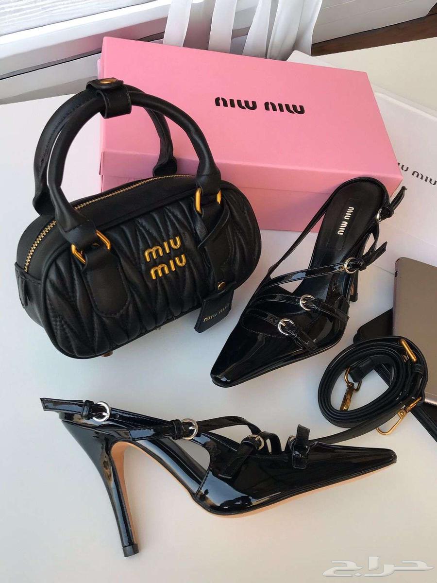 حذاء كعب ميو ميو مع طقم احذية شنطة ماركة MIU MIU مع ملحقات63130703190787112