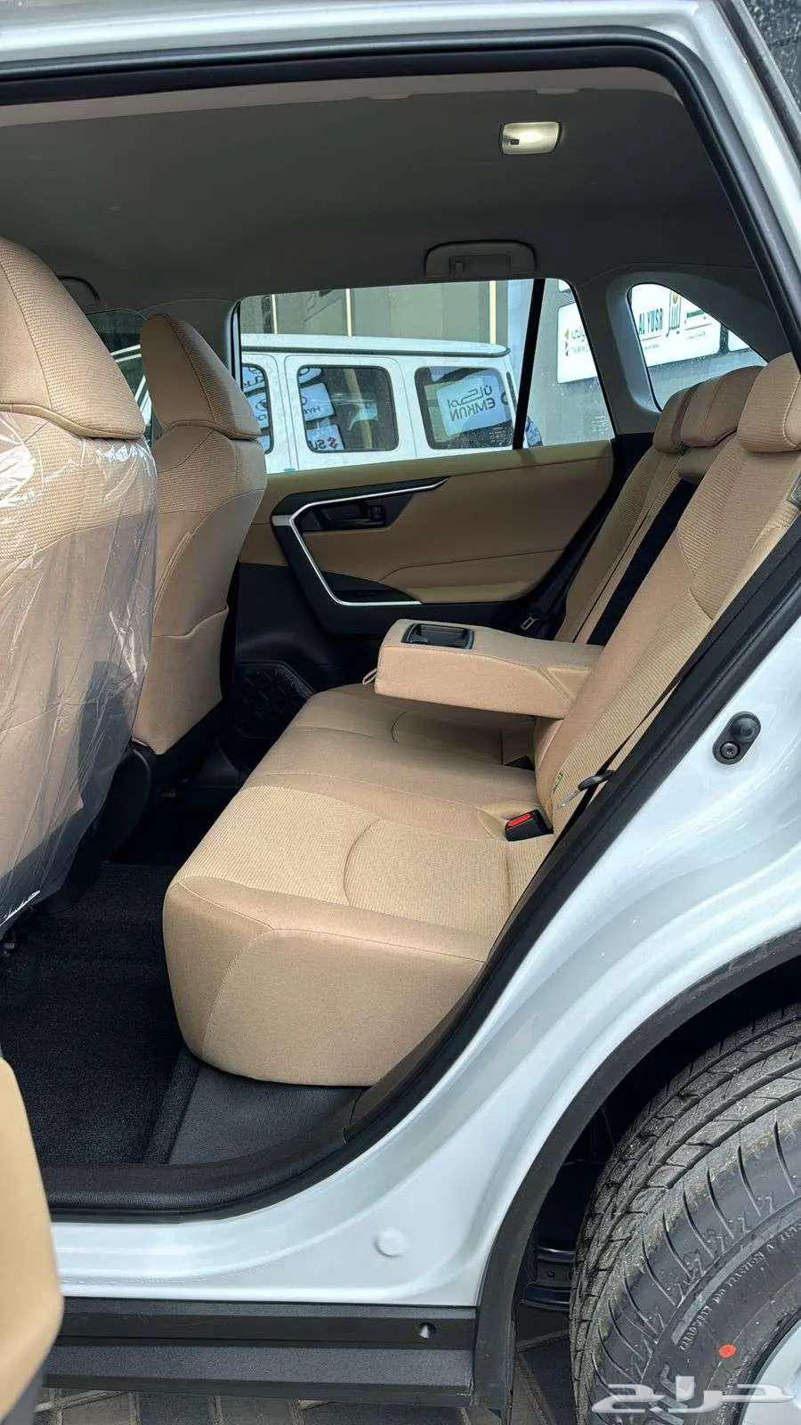 Toyota RAV4 LE, 2500CC, Diesel, 2025 - 11300063191655063554114