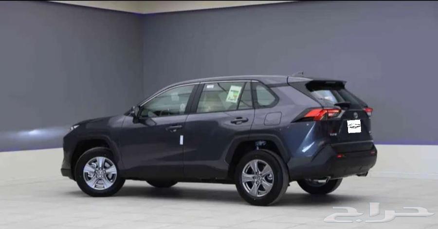 Toyota RAV4 LE gasoline 4WD 202563190657740291112