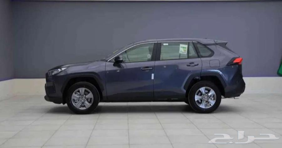 Toyota RAV4 LE gasoline 4WD 202563190657740291114