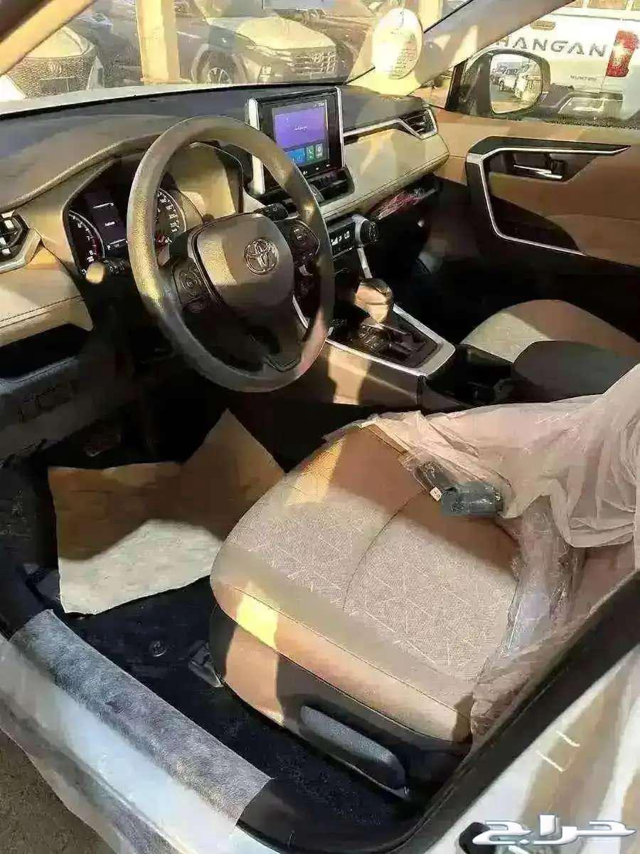 تويوتا راف فور XLE بنزين 202563185280425089112