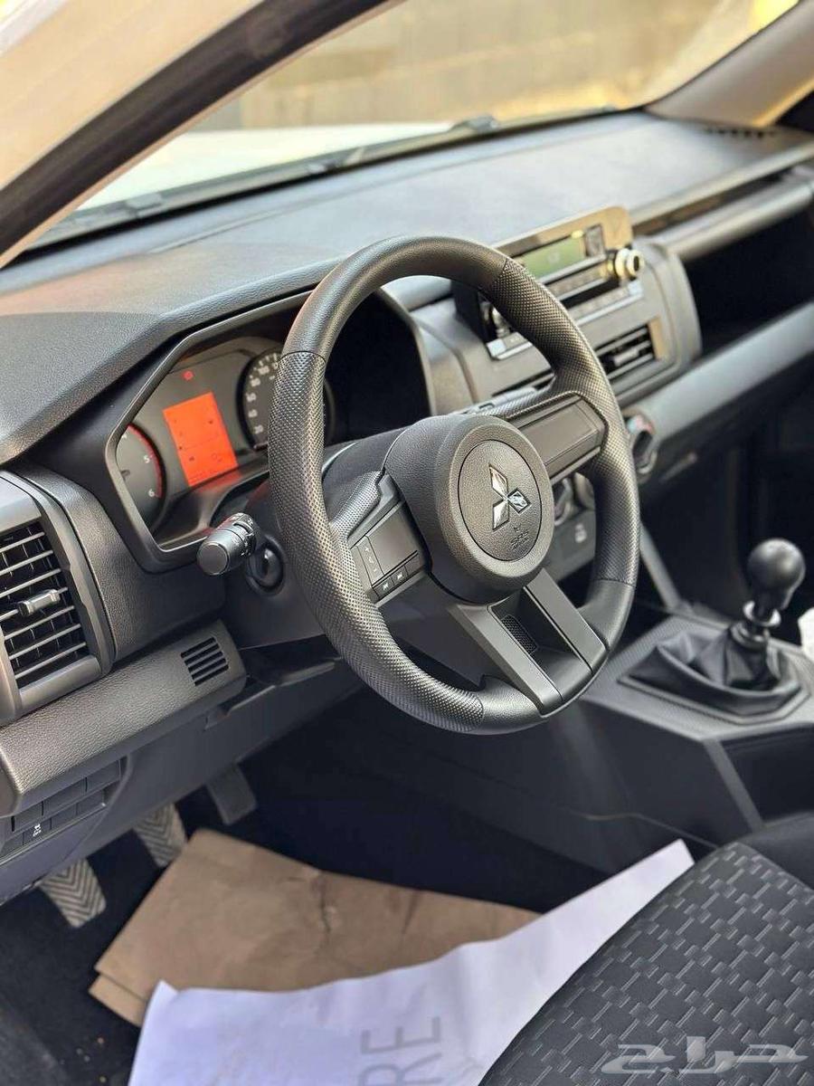 ميتسوبيشي ال 200 غمارة ديزل 202463186292281857113