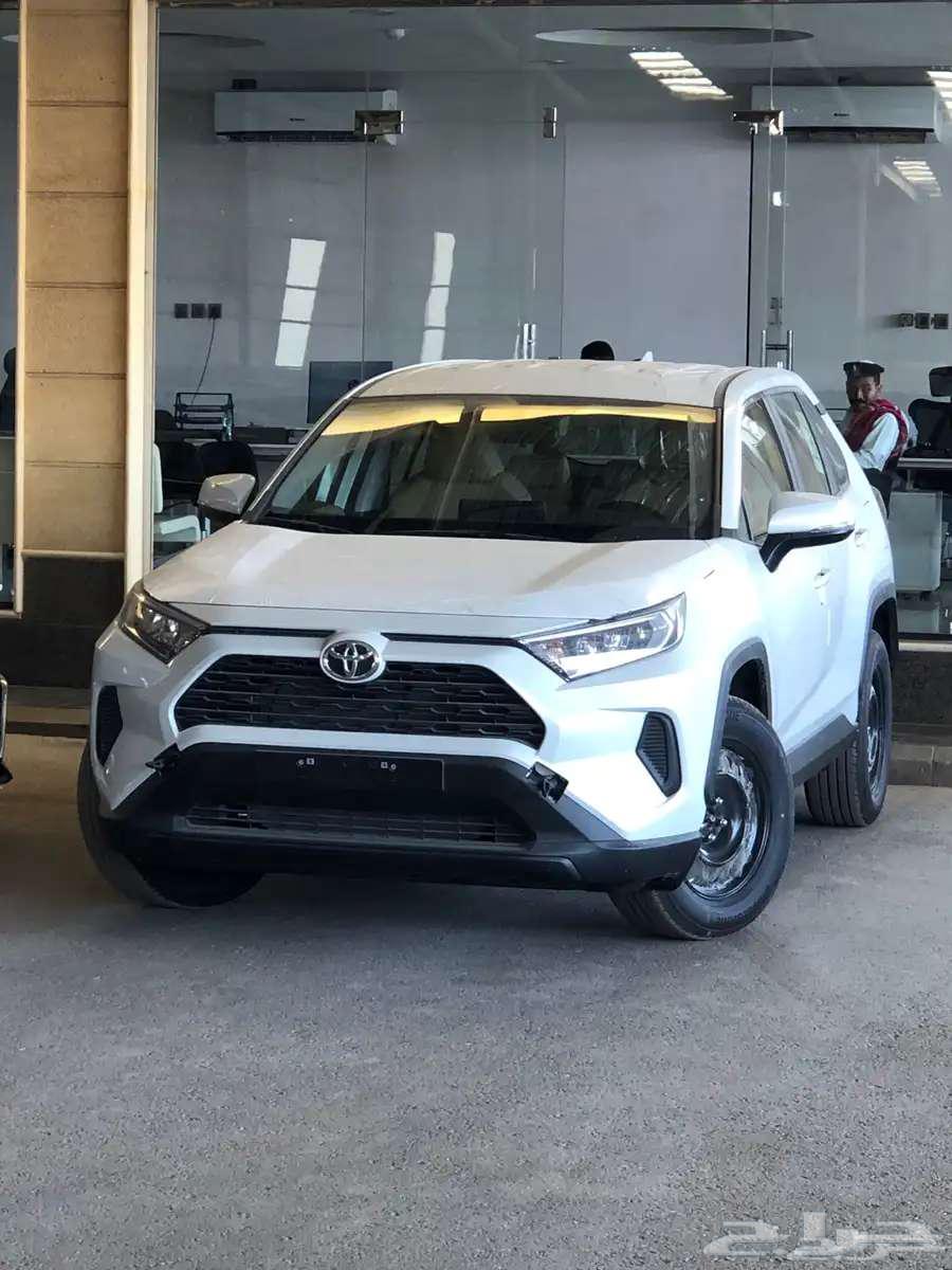 RAV4 Standard Double 2.5 Gasoline Premium 2024 available at Al-Hassan631857809178891128