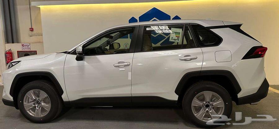 تويوتا RAV4 LE 4X2 202563186285737731111