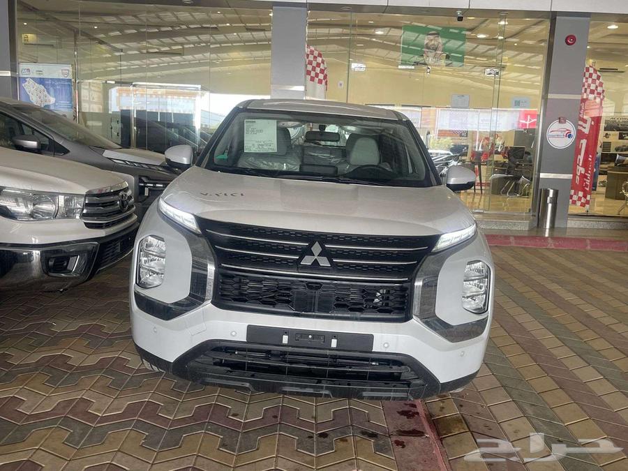 ميتسوبيشي اوتلاندر ستاندر سعودي عرض خاص 96.500 كاش63184747001859111